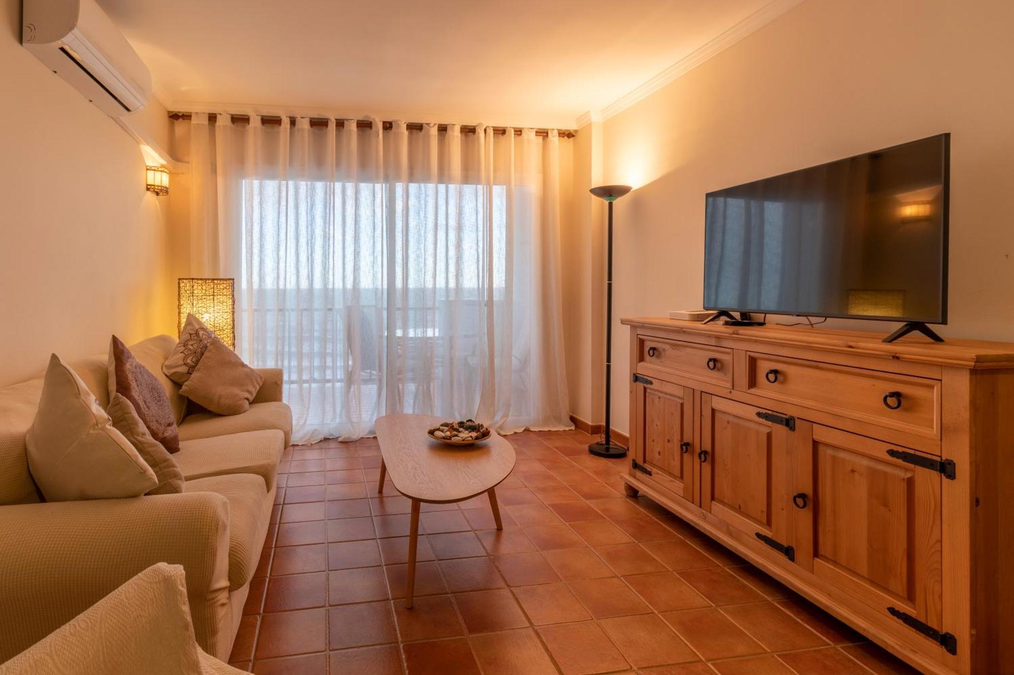 Rentitspain Apartamento Arce 13 Balcon Con Vista Al Mar Nerja Kültér fotó