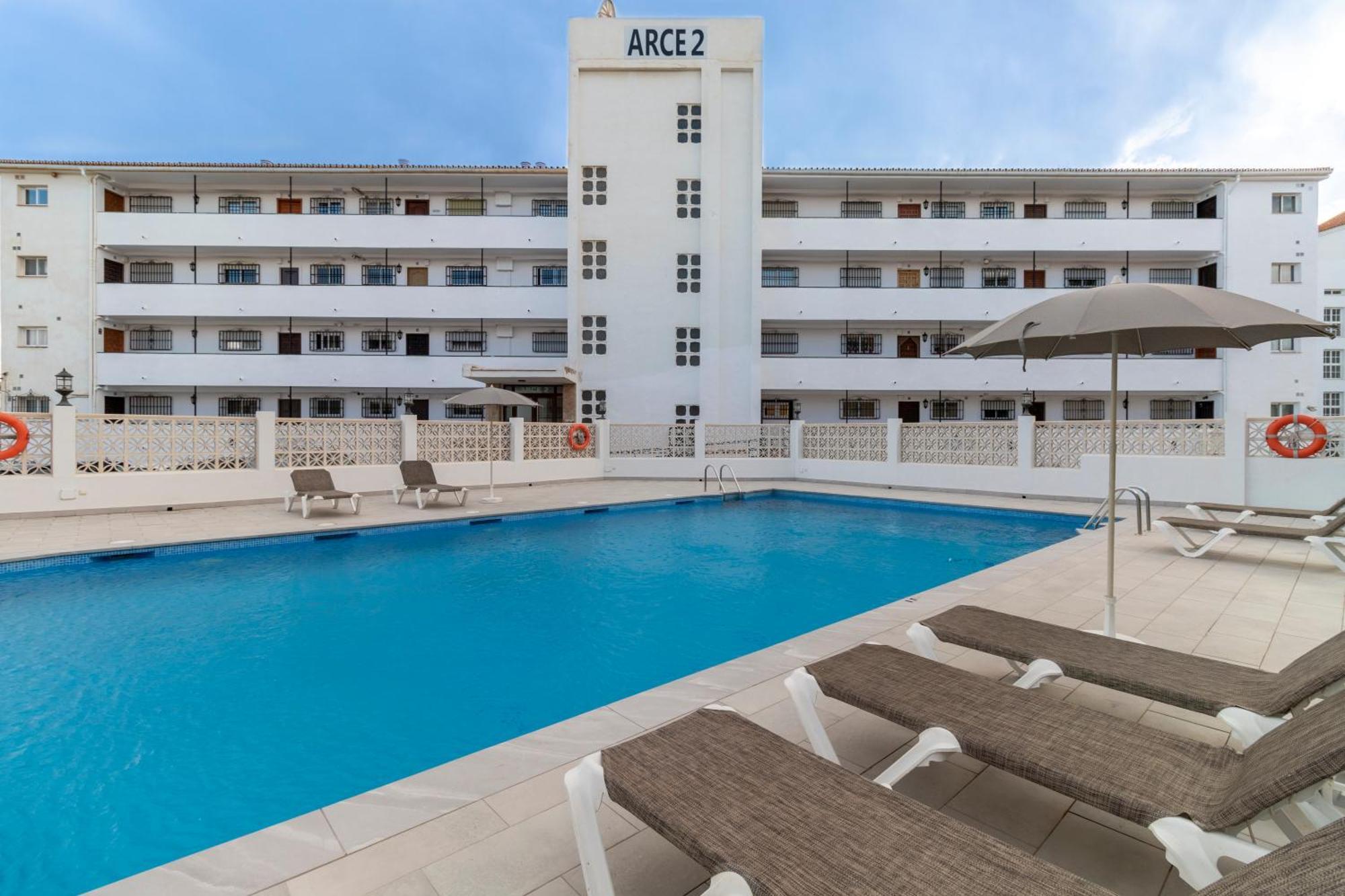 Rentitspain Apartamento Arce 13 Balcon Con Vista Al Mar Nerja Kültér fotó